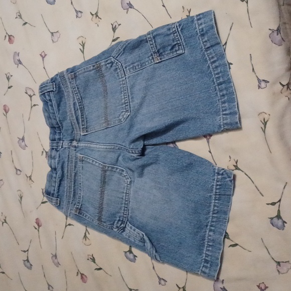 Bundle Of 4 Shorts And 2 Pajamas Sets For Boys Size 8 - Picture 7 of 16